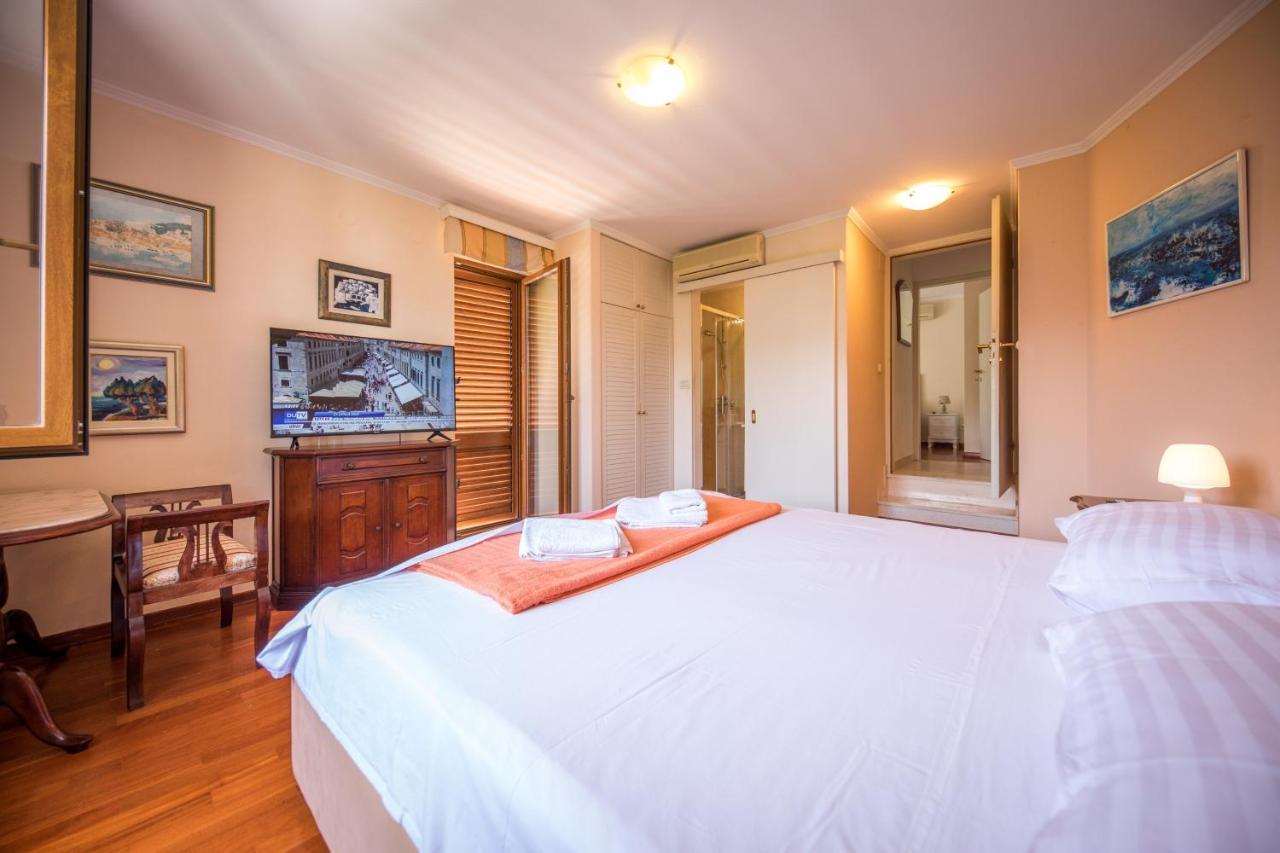 Holiday Home Lapad Beach Royal Дубровник Экстерьер фото